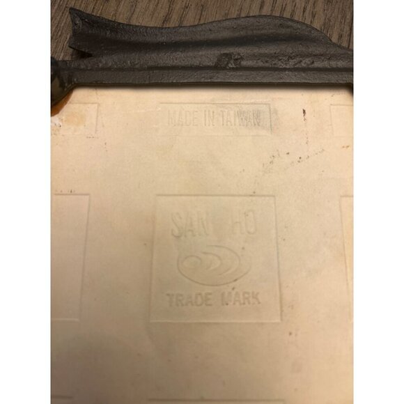 Vintage San Ho Teapot Shaped Cast Iron Trivet With Tile Insert Made In Taiwan - Picture 5 of 8